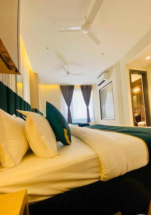 Hotel 51 Amritsar Exterior photo